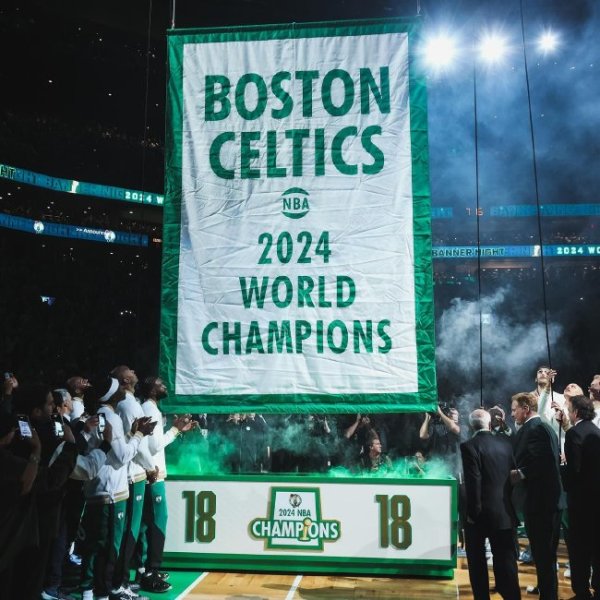 乐鱼体育下载 NBA新赛季正式揭幕 凯尔特人升起第18面冠军旗